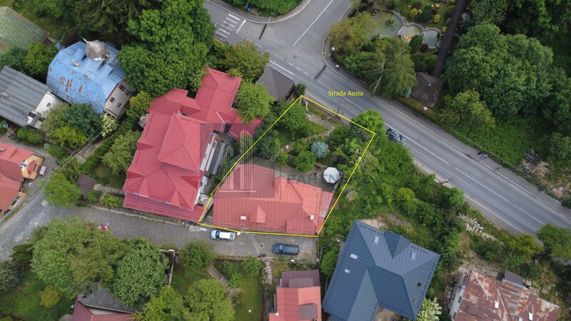 Sinaia Casa spatioasa, cu aer de vacanta, intr-o locatie de poveste